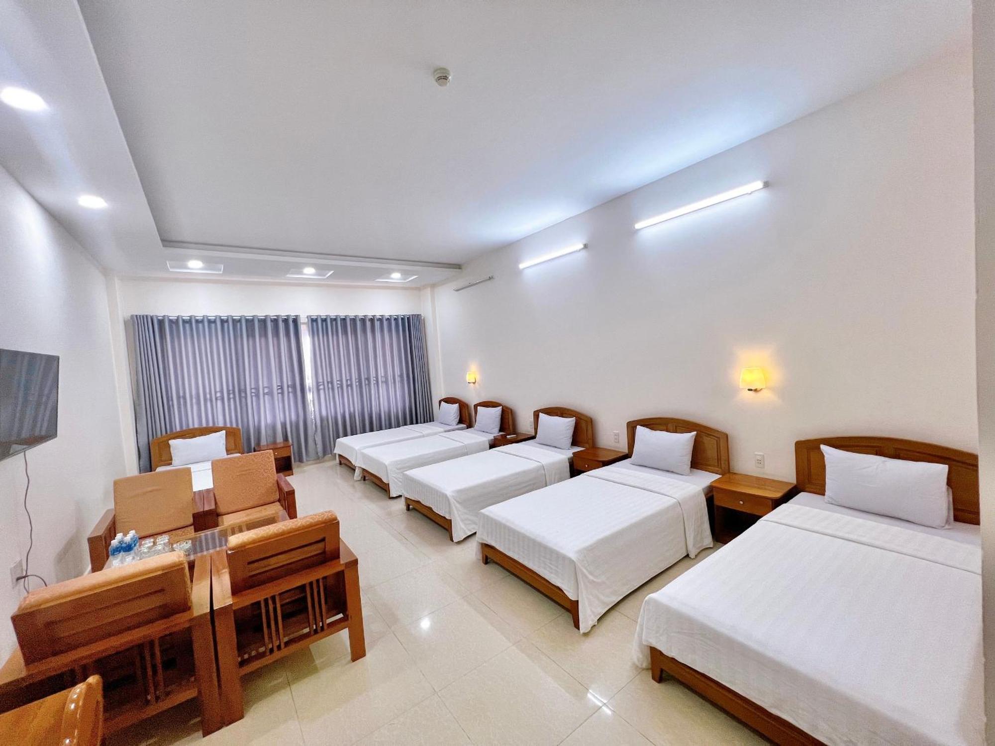 Khach San Binh Minh Hotel Phan Thiet Bagian luar foto