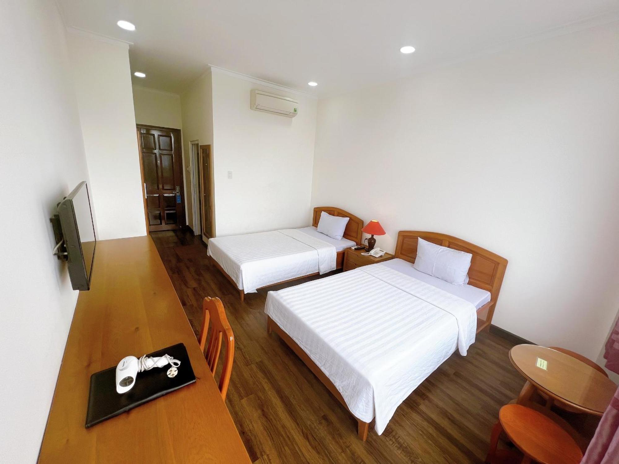 Khach San Binh Minh Hotel Phan Thiet Bagian luar foto