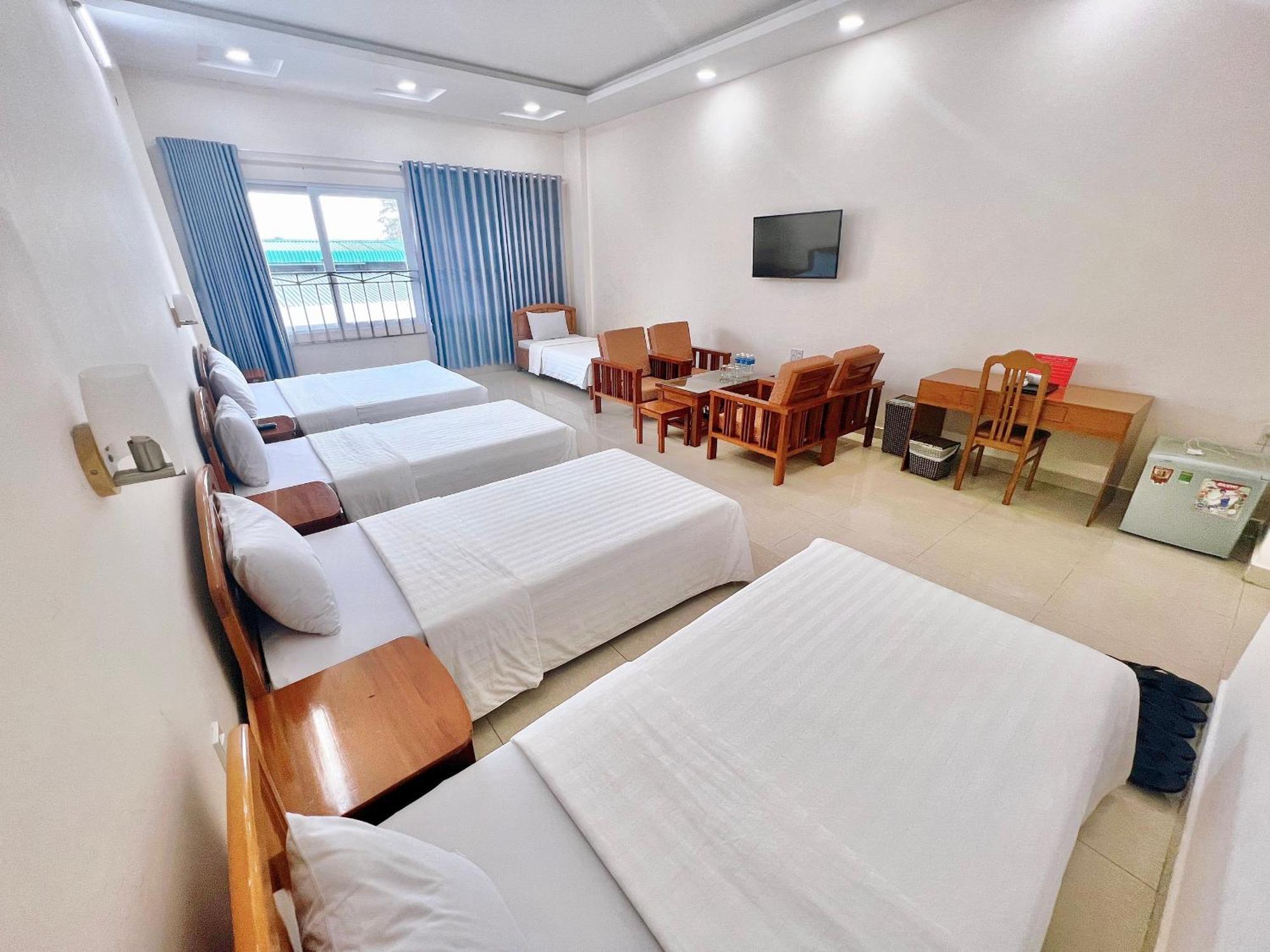 Khach San Binh Minh Hotel Phan Thiet Bagian luar foto
