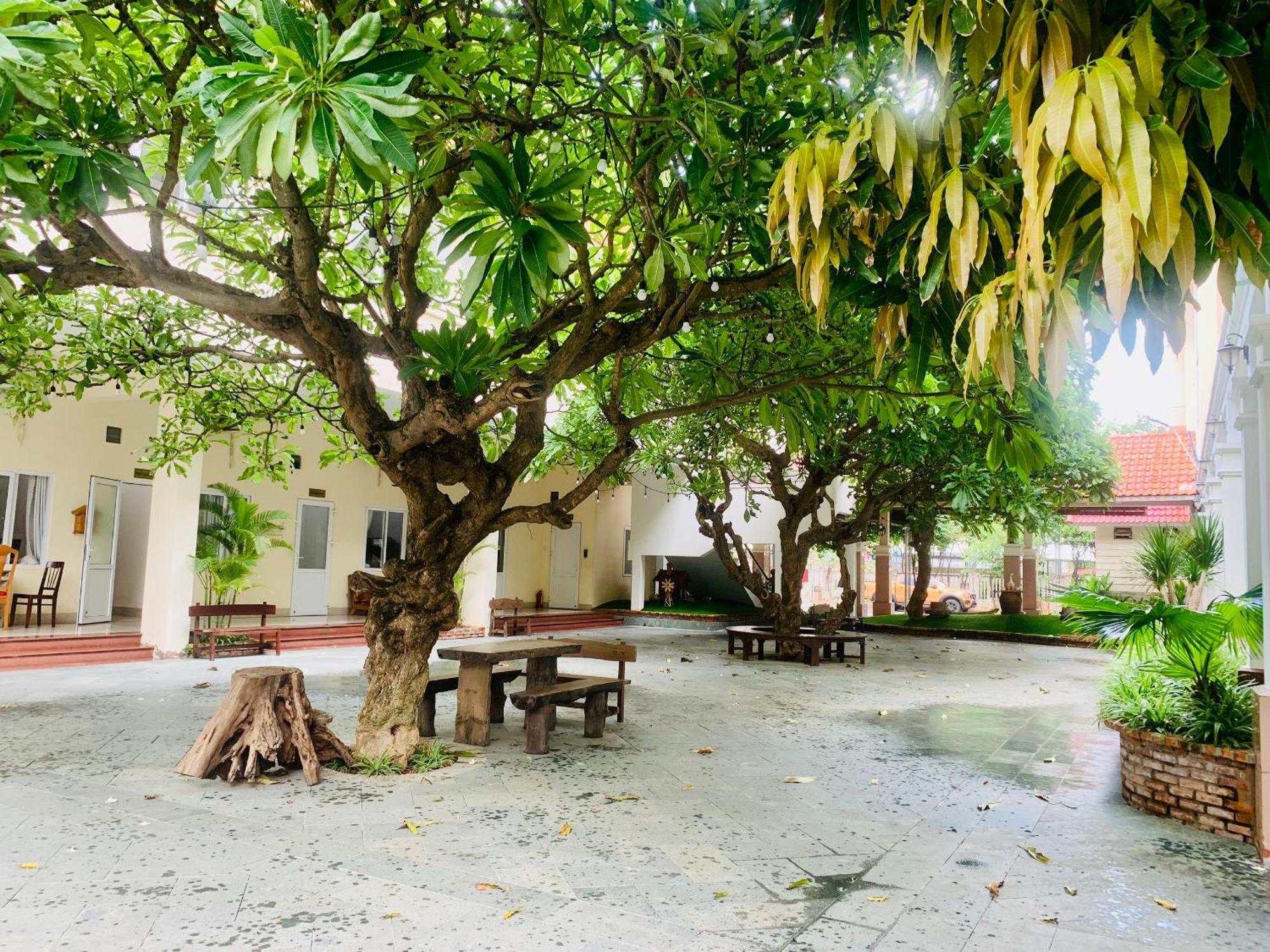 Khach San Binh Minh Hotel Phan Thiet Bagian luar foto