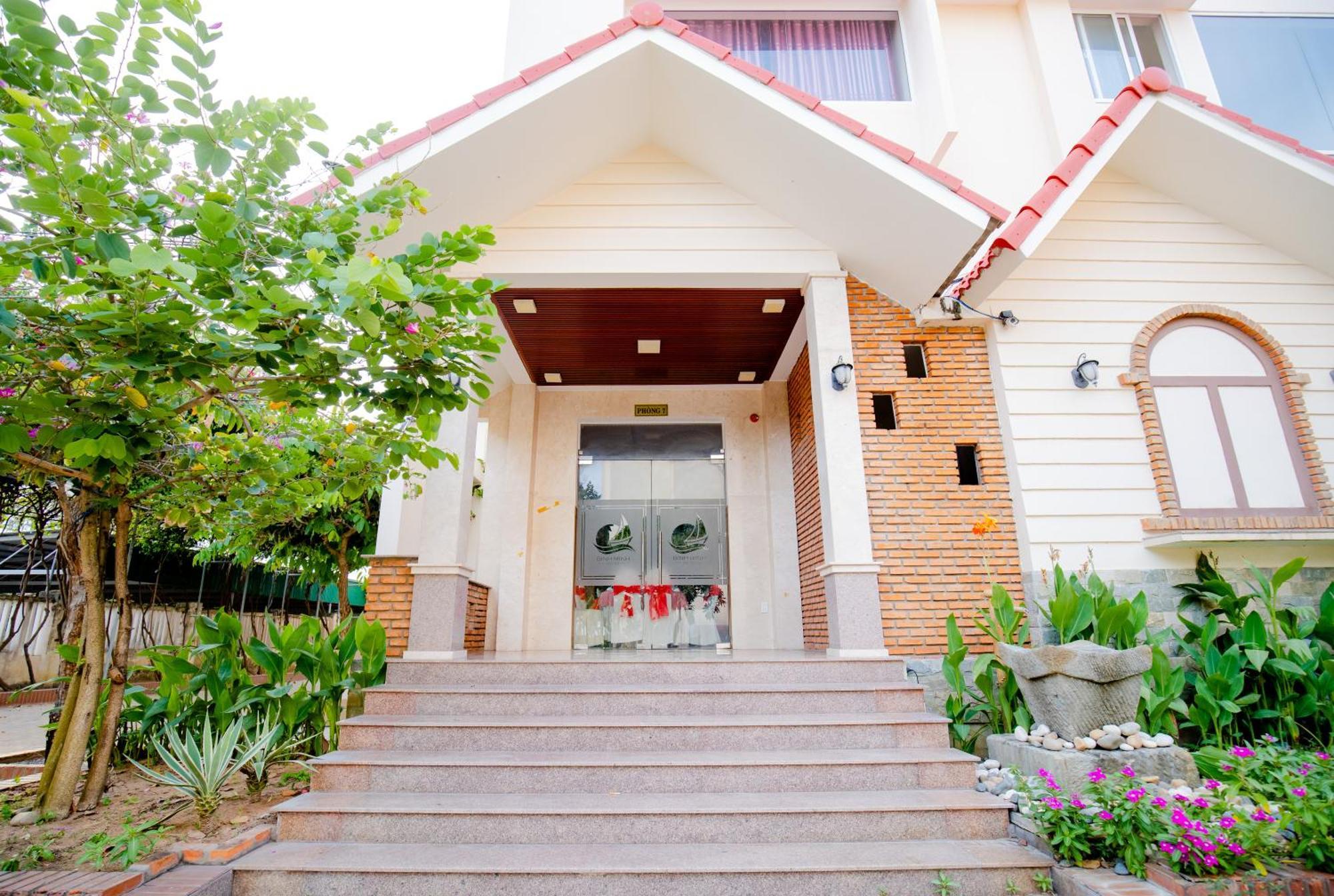 Khach San Binh Minh Hotel Phan Thiet Bagian luar foto
